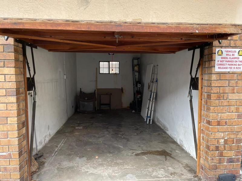 2 Bedroom Property for Sale in Parow Valley Western Cape